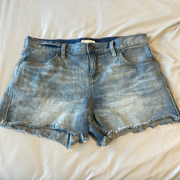 Carve Designs Pants - Carve Designs denim Jean fringe high waisted shorts medium/ acid wash size 8
